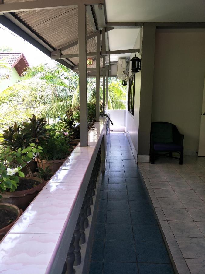 Nit Guest House カタビーチ エクステリア 写真